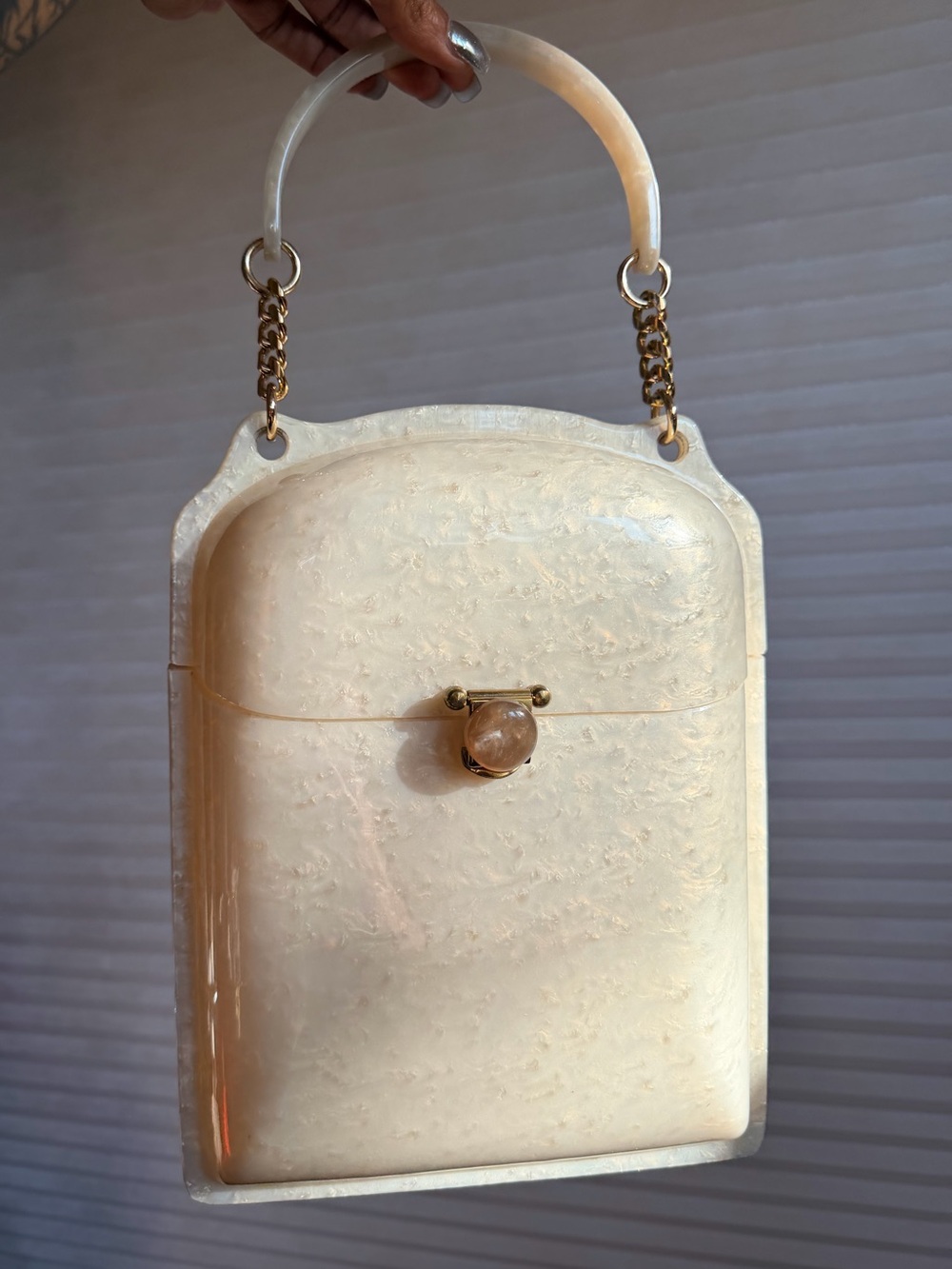 Original Rialto N.Y. 1950s Pearlized Lucite Top Handle Handbag